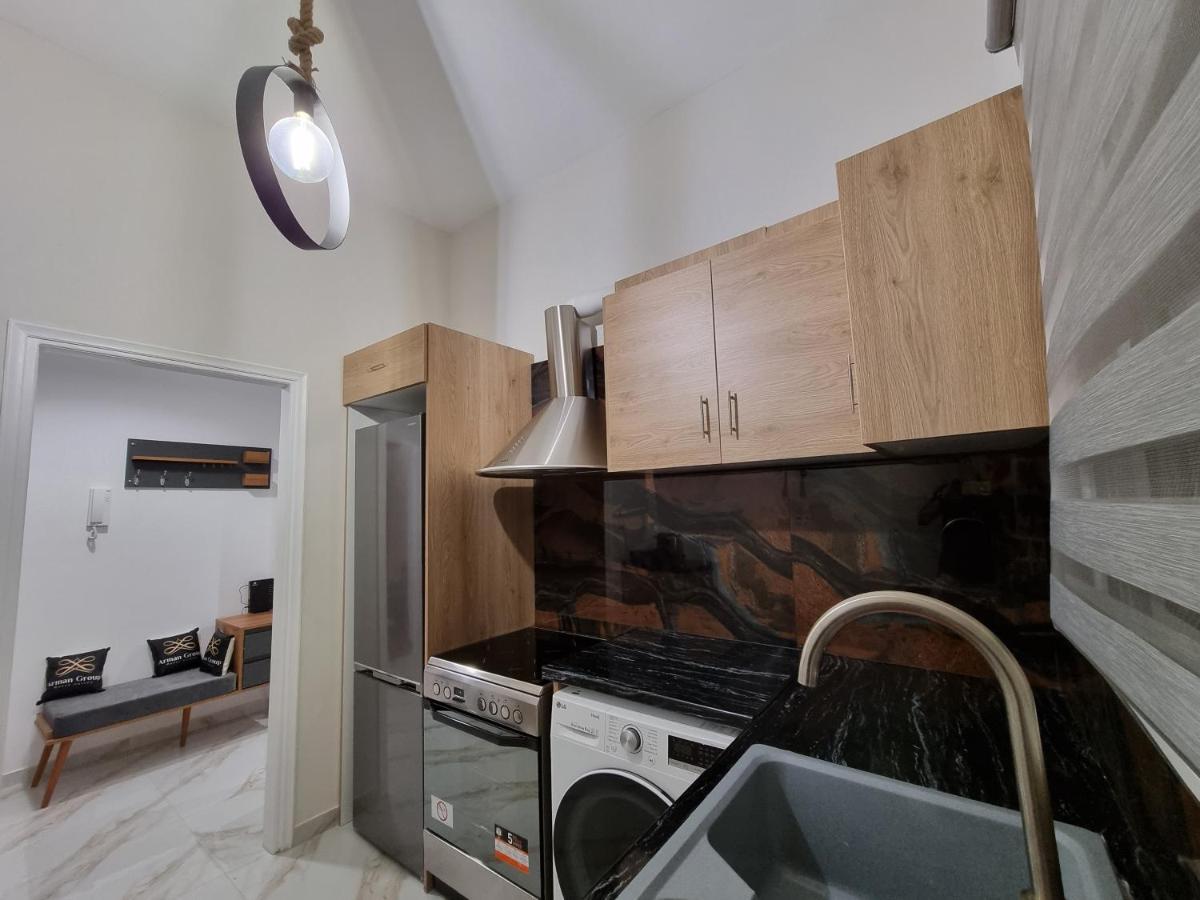 Arman Group Arya Apartamento Atenas Exterior foto